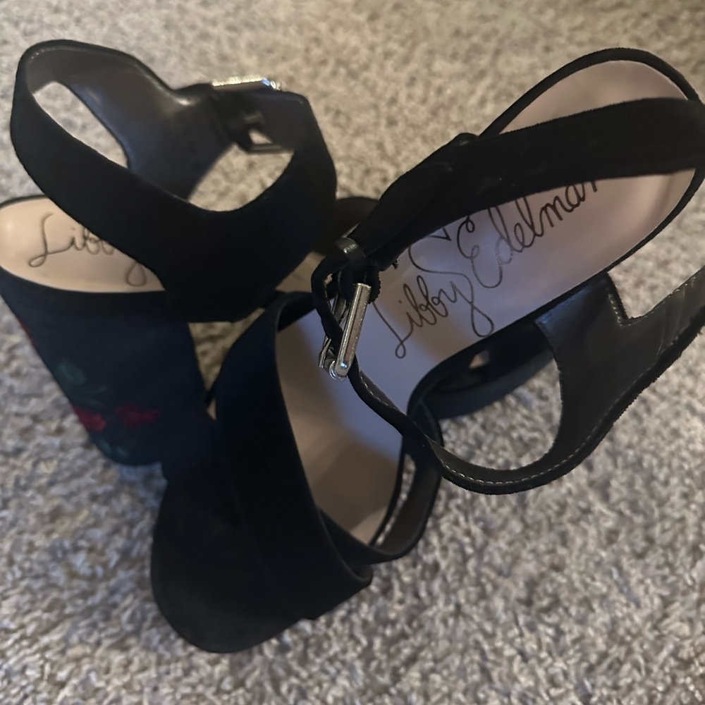 Libby Edelman Suede Black Flowered Heeled Sandals